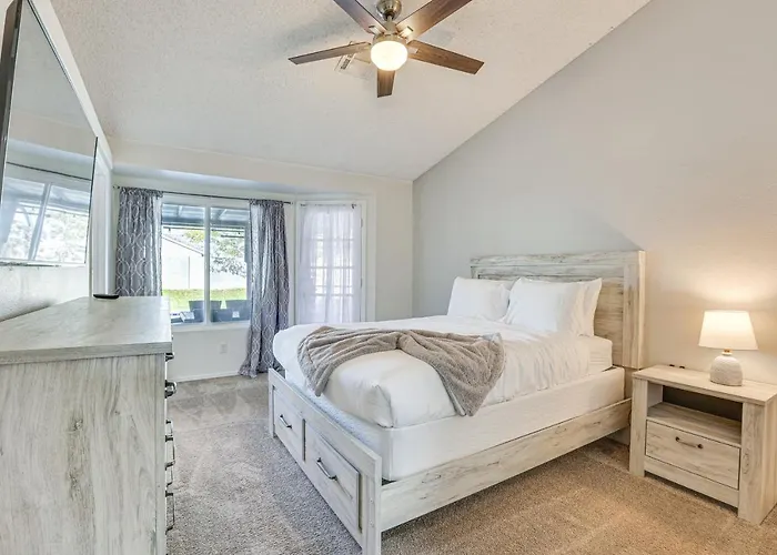 Near Spring Training! Gem W/ Pool & Hot Tub *